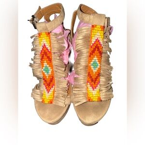 Ariat Women’s Size 8 Tan and Orange Beaded Wedge Sandals fringe boho western